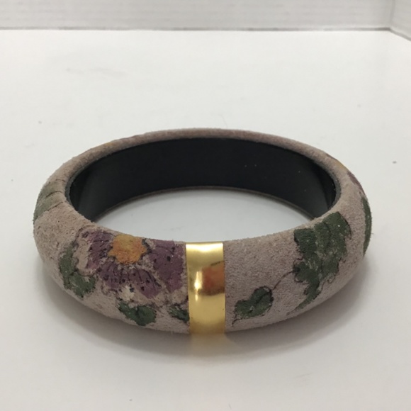 VTG Rhinestone jewelled black resin domed cuff & VTG suede Floral Bracelet - Picture 11 of 14